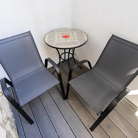 Charming 5 Min Walk From Old Town Apartamento Split