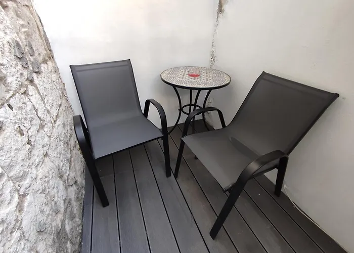 דירה Charming 5 Min Walk From Old Town