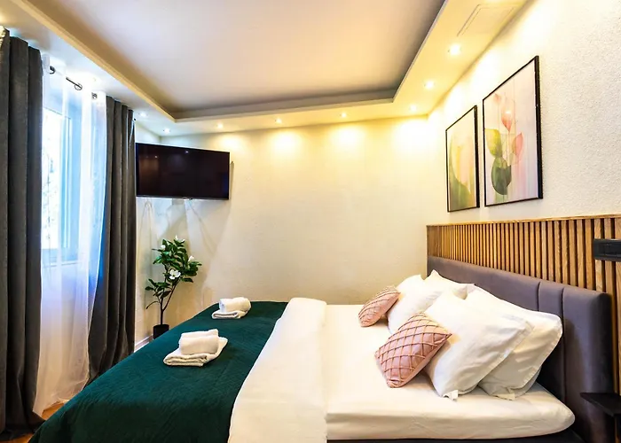 Charming 5 Min Walk From Old Town Split