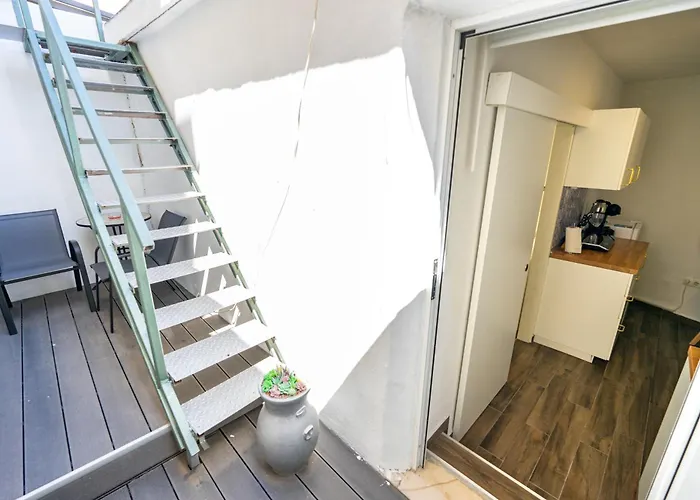 דירה Charming 5 Min Walk From Old Town *