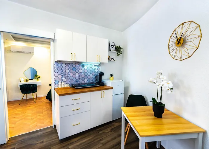 Charming 5 Min Walk From Old Town ספליט