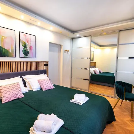 Apartment Charming 5 Min Walk From Old Town *