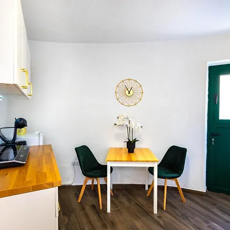 Apartment Charming 5 Min Walk From Old Town Split